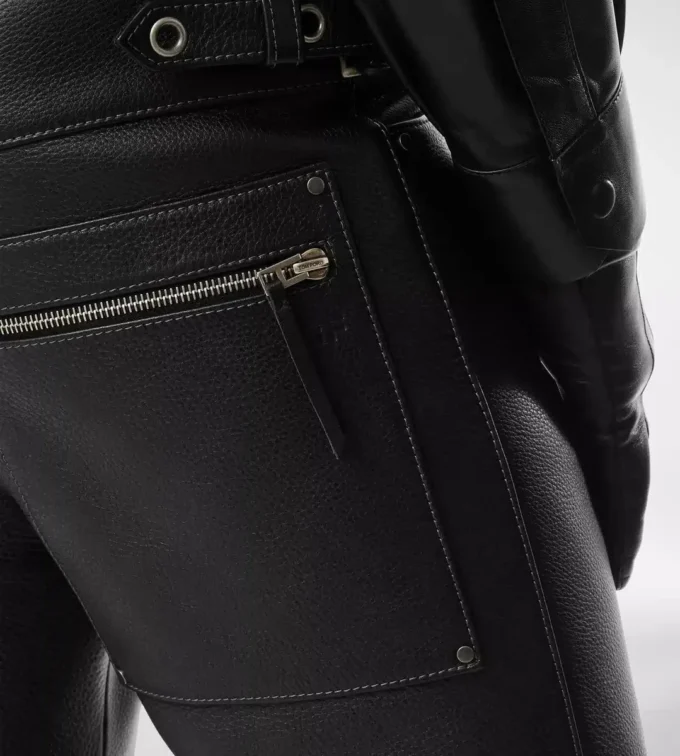 Bikerbroek van generfd leer Bikerbroek van generfd leer
