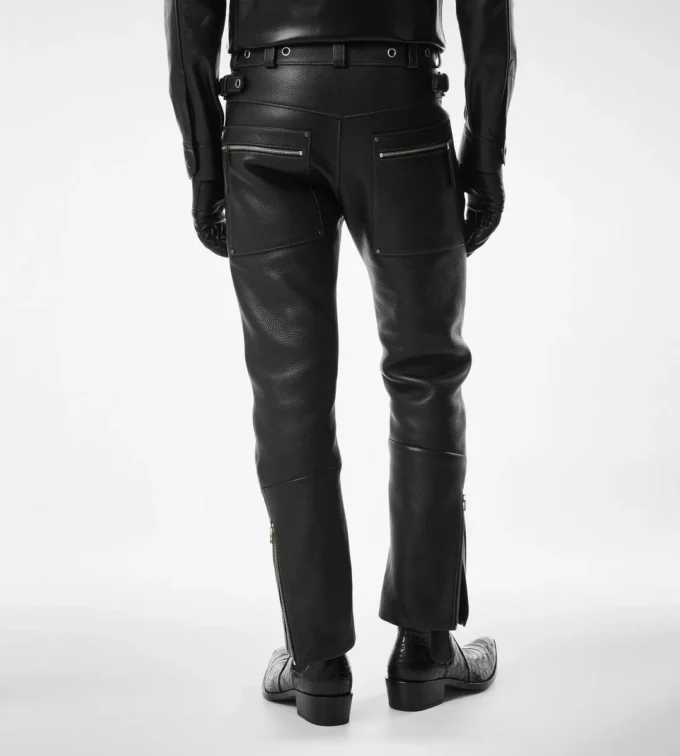 Bikerbroek van generfd leer Bikerbroek van generfd leer