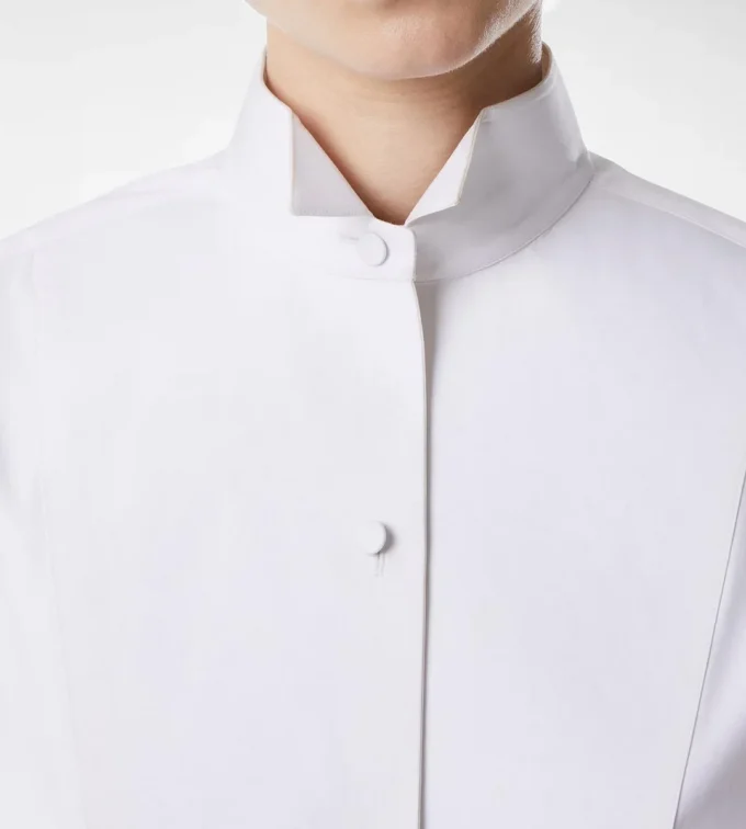 Cropped shirt van gebonden katoen-zijde mix popeline Cropped shirt van gebonden katoen-zijde mix popeline