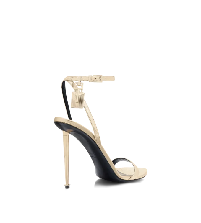 Gelamineerde nappa lederen Padlock Pointy Naked Sandal Gelamineerde nappa lederen Padlock Pointy Naked Sandal