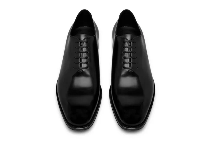 Gepolijst leer Claydon veterschoen