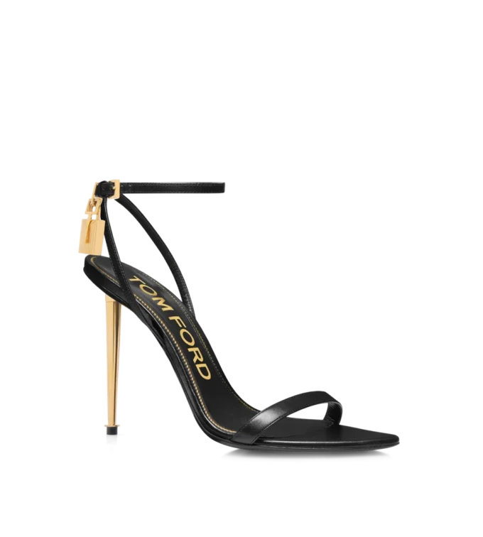 Glanzende leren sandalen met puntige neus en open hiel Glanzende leren sandalen met puntige neus en open hiel