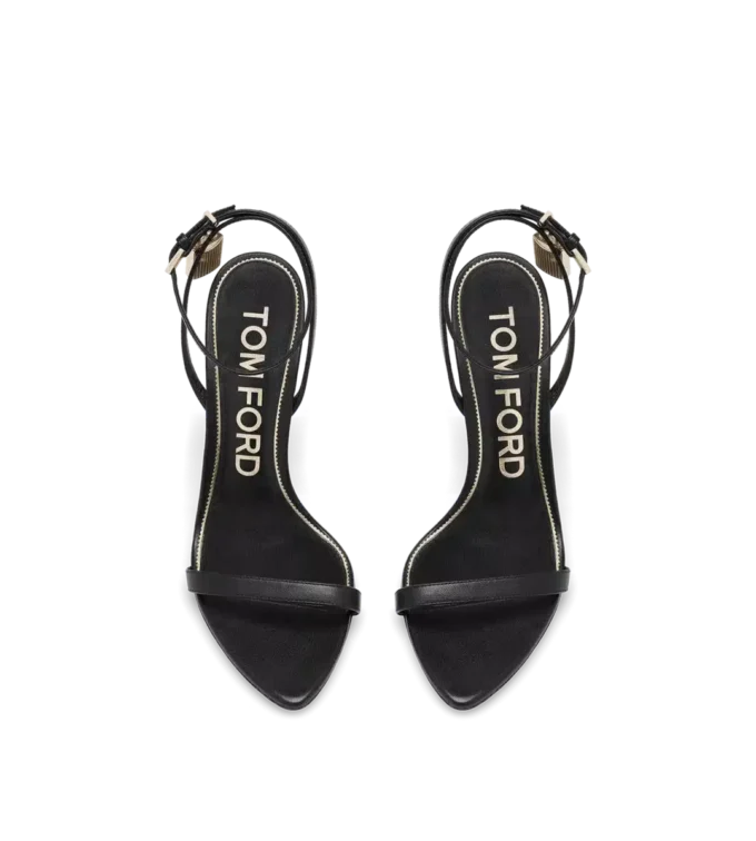 Glanzende leren sandalen met puntige neus en open hiel Glanzende leren sandalen met puntige neus en open hiel
