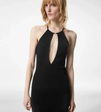 Halterneck avondjurk met uitsnijding