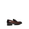 Loafer van gepolijst leer en alligatorleer met gedraaide band Loafer van gepolijst leer en alligatorleer met gedraaide band