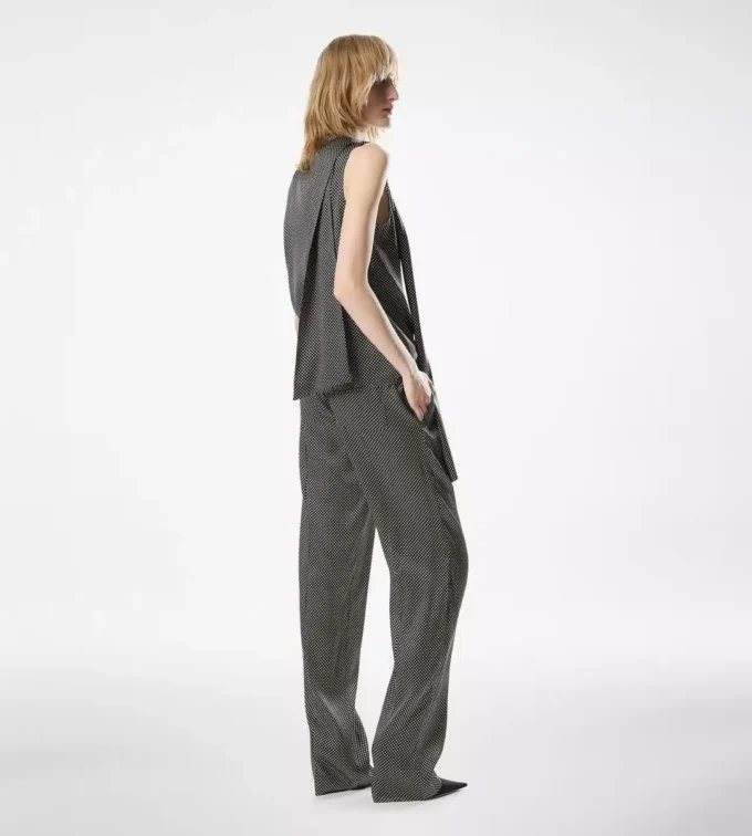 Mouwloze Lavalliere zijden blouse Mouwloze Lavalliere zijden blouse