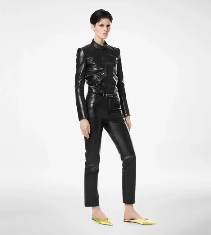 Nappaleren broek met vijf zakken en Tf-logo in reliëf Nappaleren broek met vijf zakken en Tf-logo in reliëf