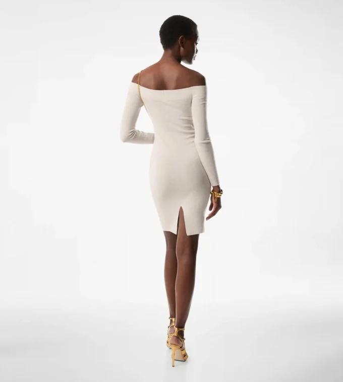 Off-shoulder jurk