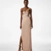 One Shoulder Twist Front avondjurk One Shoulder Twist Front avondjurk