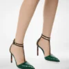 Pumps met T-bandje en pythonprint Pumps met T-bandje en pythonprint