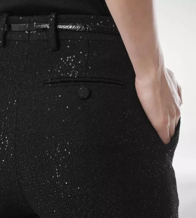 Rechte broek van crêpe met pailletten en wolmix Rechte broek van crêpe met pailletten en wolmix