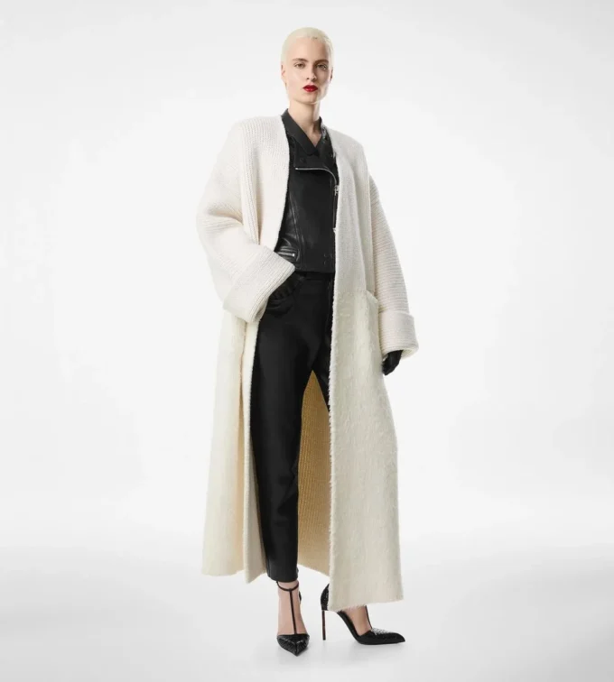 Sculpturale maxi-jas Sculpturale maxi-jas