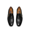 Soepele generfde lederen Gigi Twisted Band Buckle Loafer Soepele generfde lederen Gigi Twisted Band Buckle Loafer