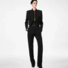 Strakke officiersbroek van wolgabardine met biezen Strakke officiersbroek van wolgabardine met biezen