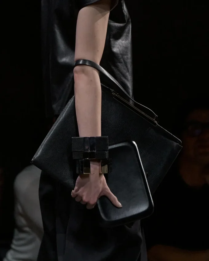 Supple Grain Leather Patrick schoudertas Supple Grain Leather Patrick schoudertas
