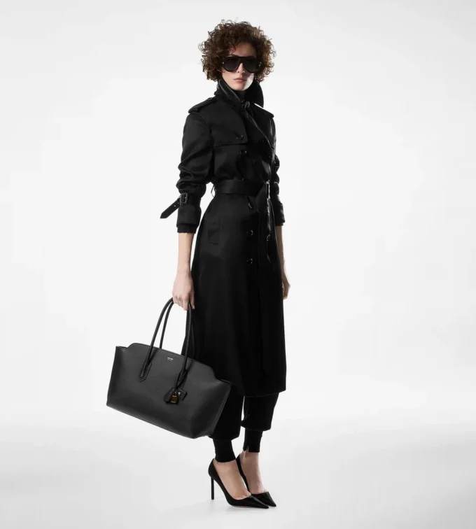 Trenchcoat met leren onderkraag Trenchcoat met leren onderkraag