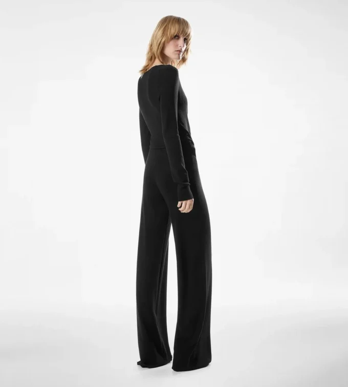 Wollen jumpsuit met lange mouwen en overslag