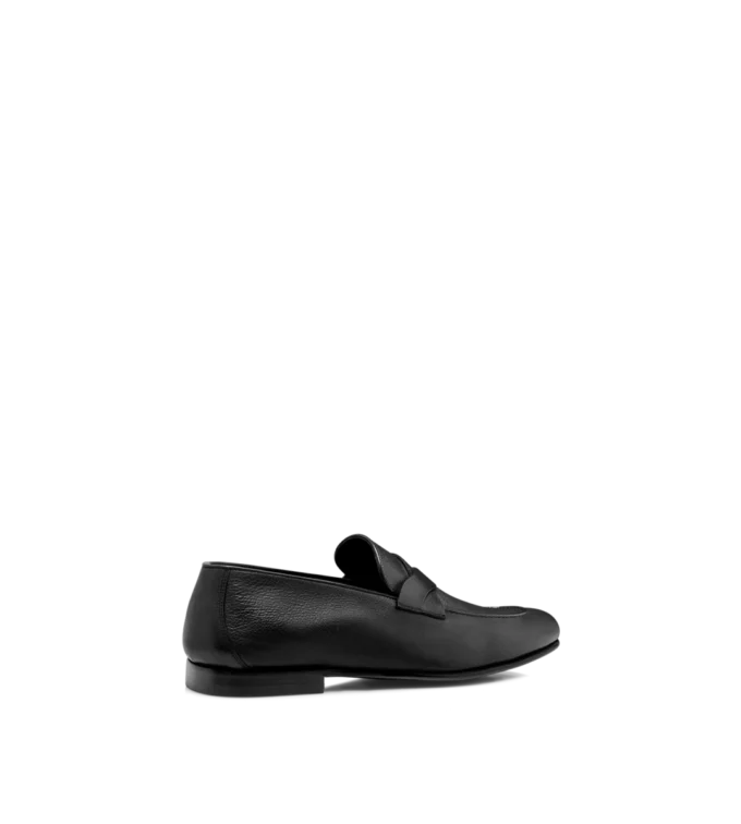 Zachte, soepele leren Gigi Twisted Band Loafer Zachte, soepele leren Gigi Twisted Band Loafer