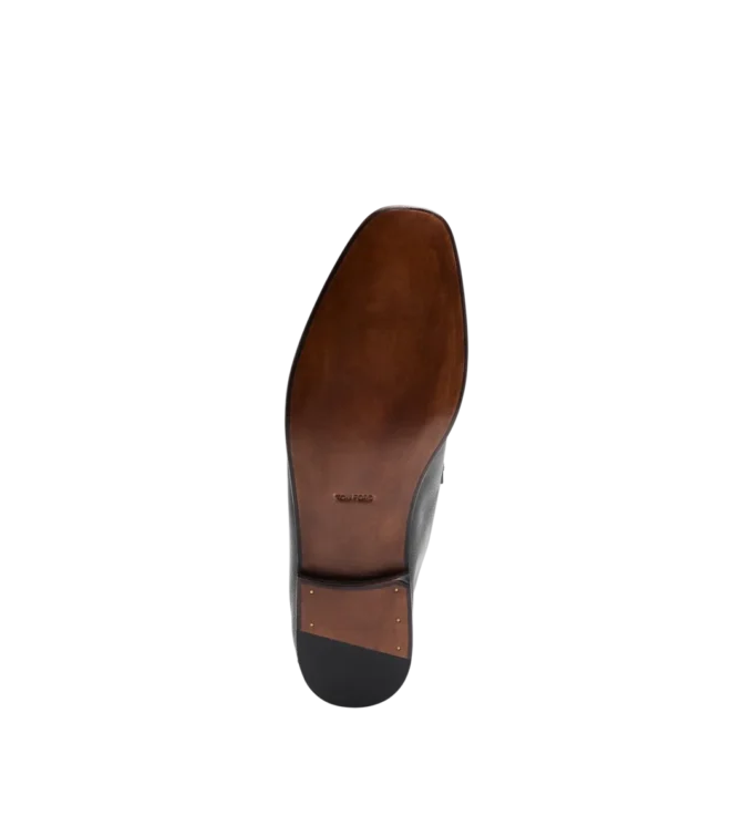Zachte, soepele leren Gigi Twisted Band Loafer Zachte, soepele leren Gigi Twisted Band Loafer